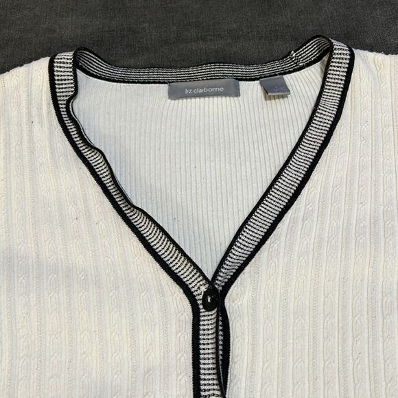 Vintage Cardigan Sweater-Women’s Size Medium - Picture 3 of 6